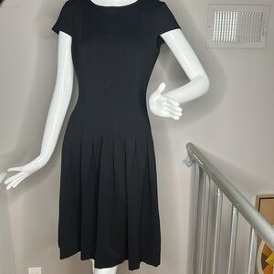 Escada Sz 38 / US 8 Black Pleated Jersey Midi Dress